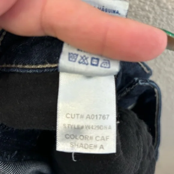 Hudson Low Rise Collin Flap Pocket Skinny Jeans - Picture 11 of 11